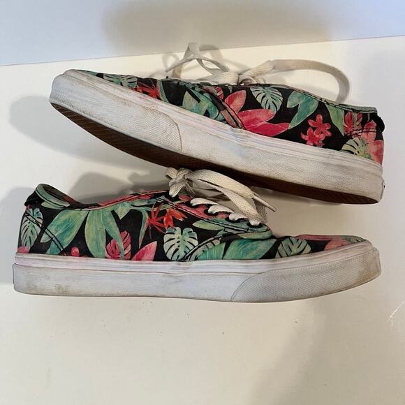 Van’s classic skate, Hawaiian floral sneakers, women's 7.5 - Picture 3 of 9